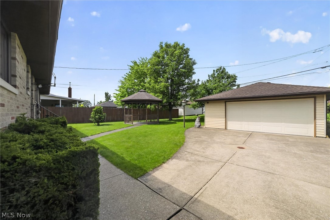 Brookcrest - Residential