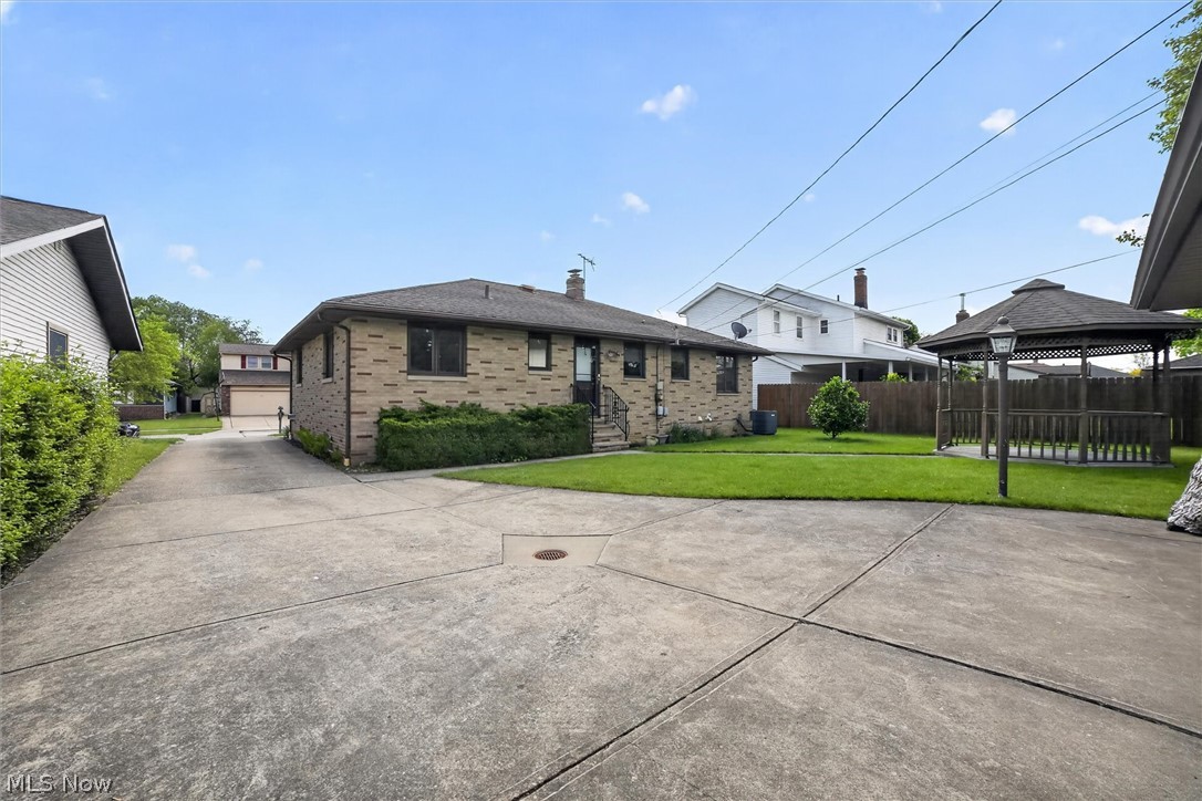 Brookcrest - Residential