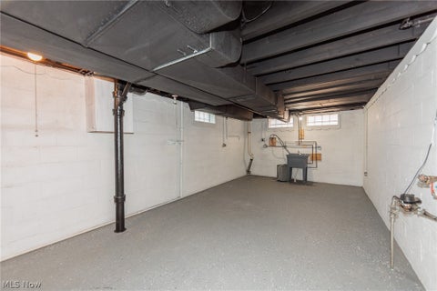 Tiny photo for 6004 Twin Lakes Drive, Parma, OH 44129 (MLS # 5240753)