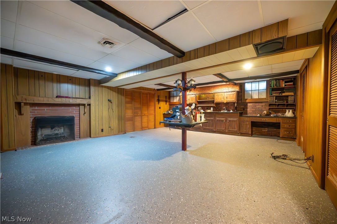 City/Youngstown - Residential