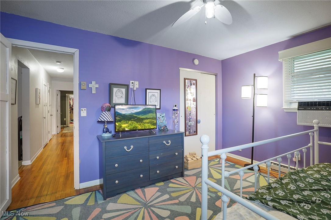 Crestmont Estate - Residential