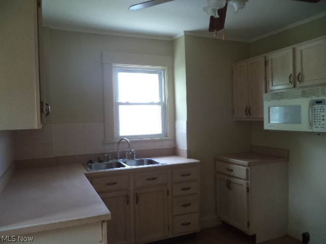 Utopia - Residential Lease