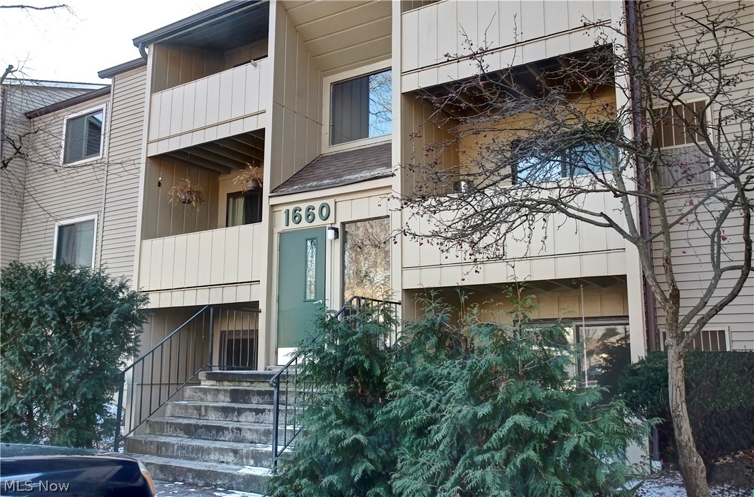 Cedarwood Village Condo 03 - Residential