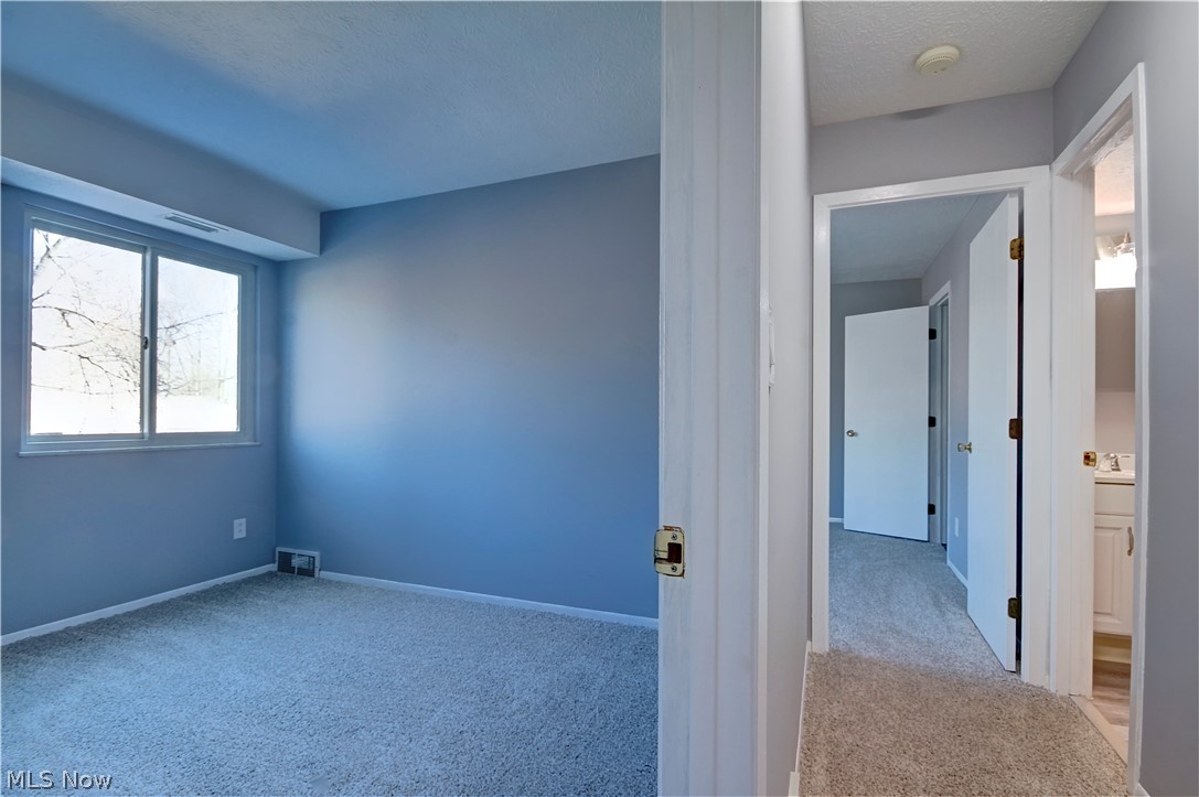 Cedarwood Village Condo 03 - Residential