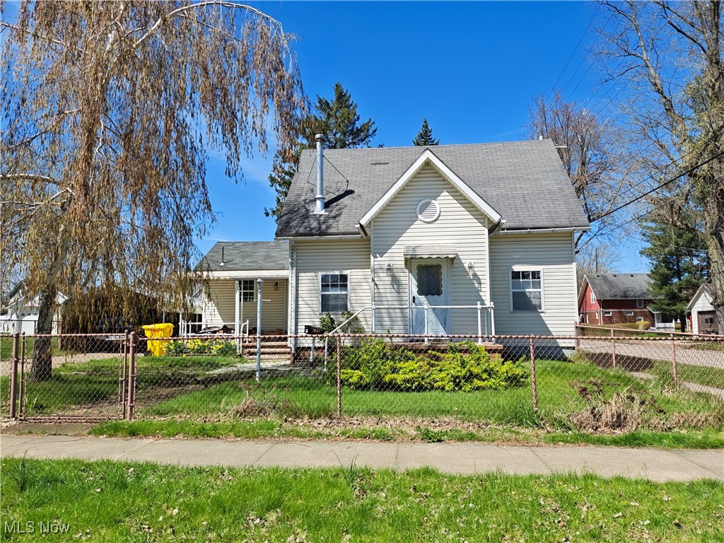 395 Buffalo Street, Conneaut, Ohio image 1