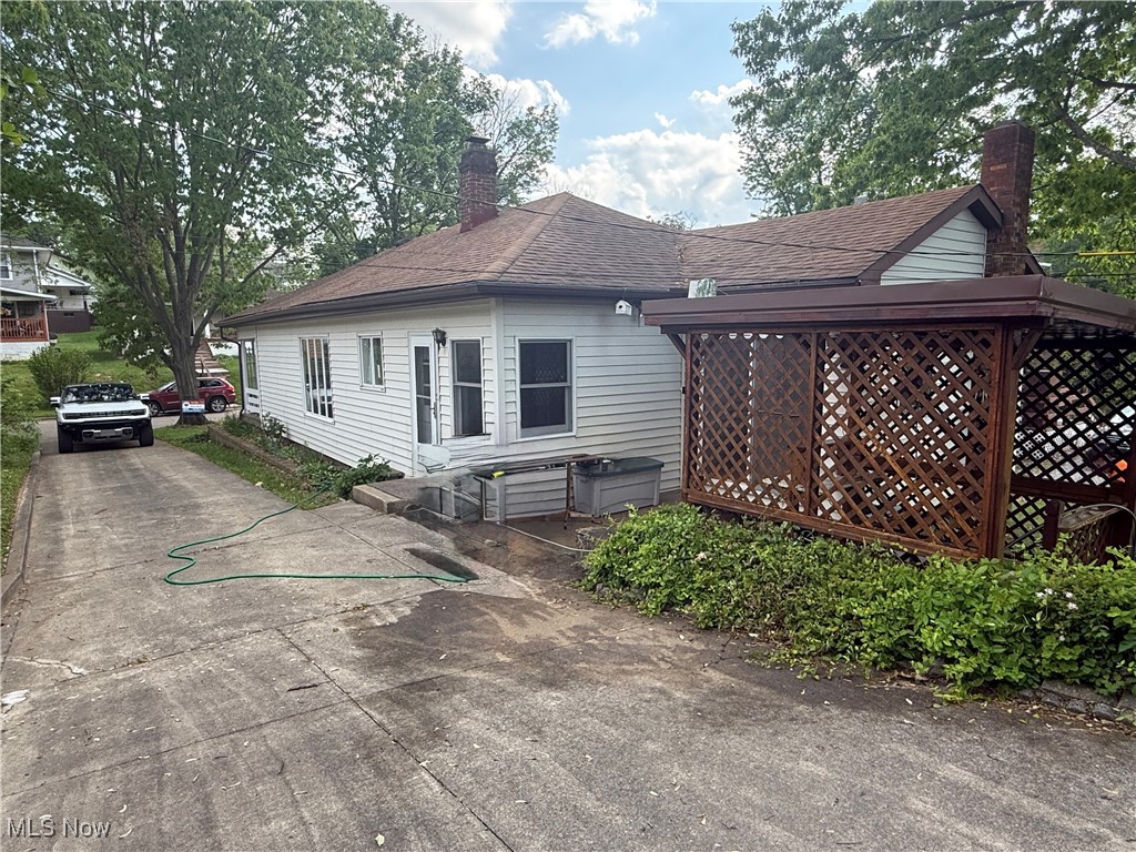 1707 Clairmont Avenue, Cambridge, Ohio image 3
