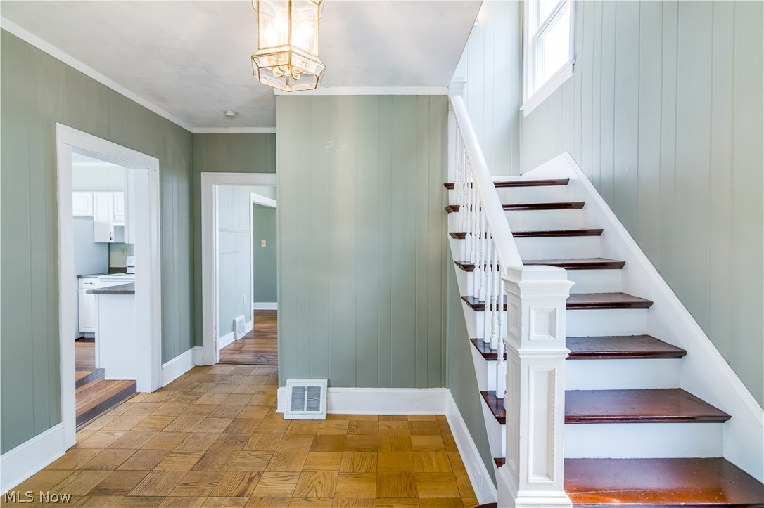 Henry Beach - Residential