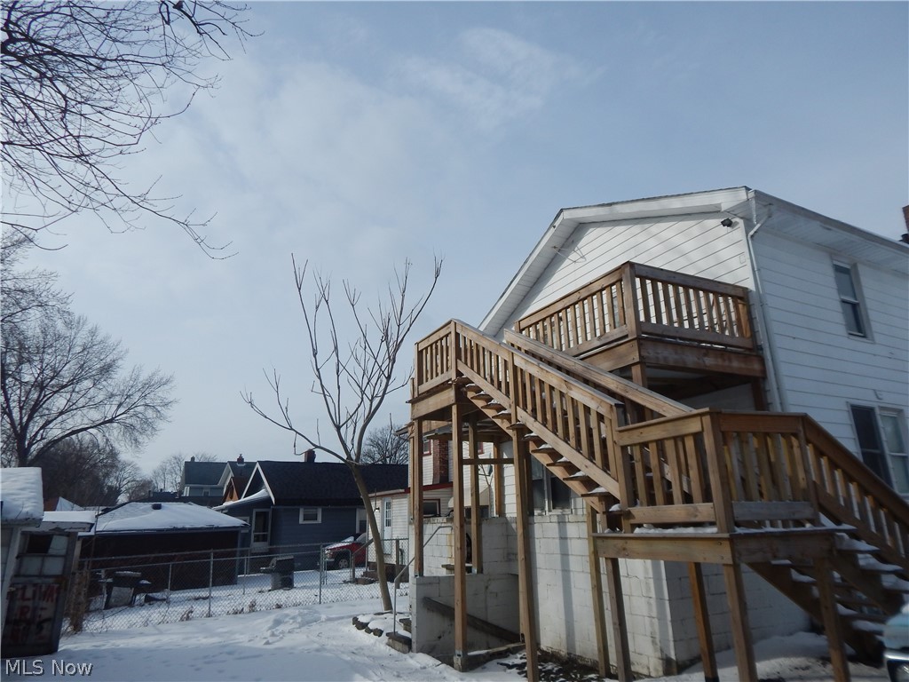 East View - Residential Income