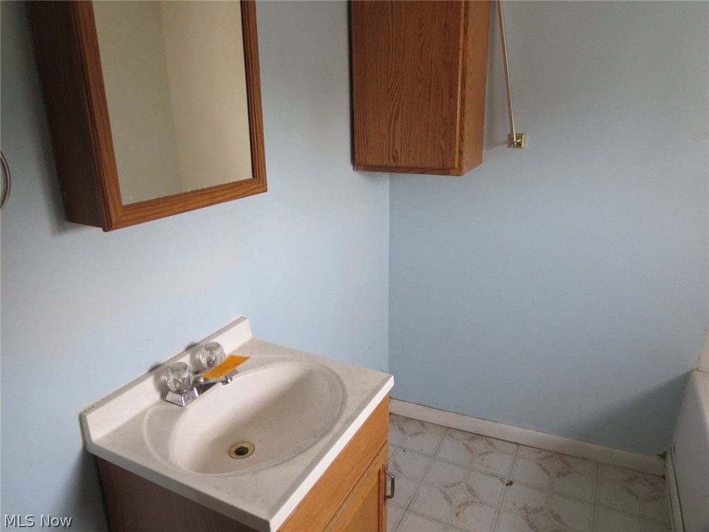 G G Hilcox & Others - Residential Income