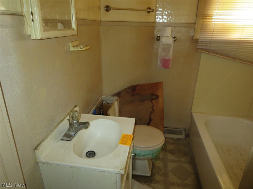 G G Hilcox & Others - Residential Income