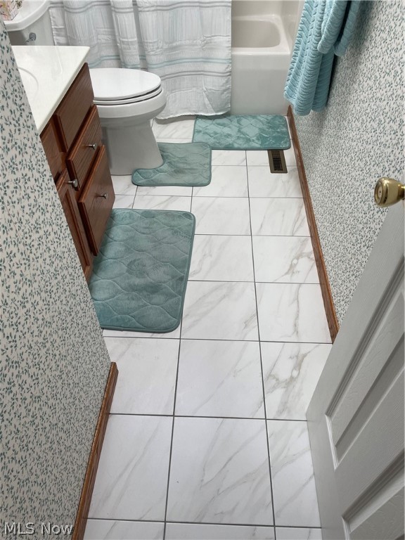 Sippo Lake Club - Residential