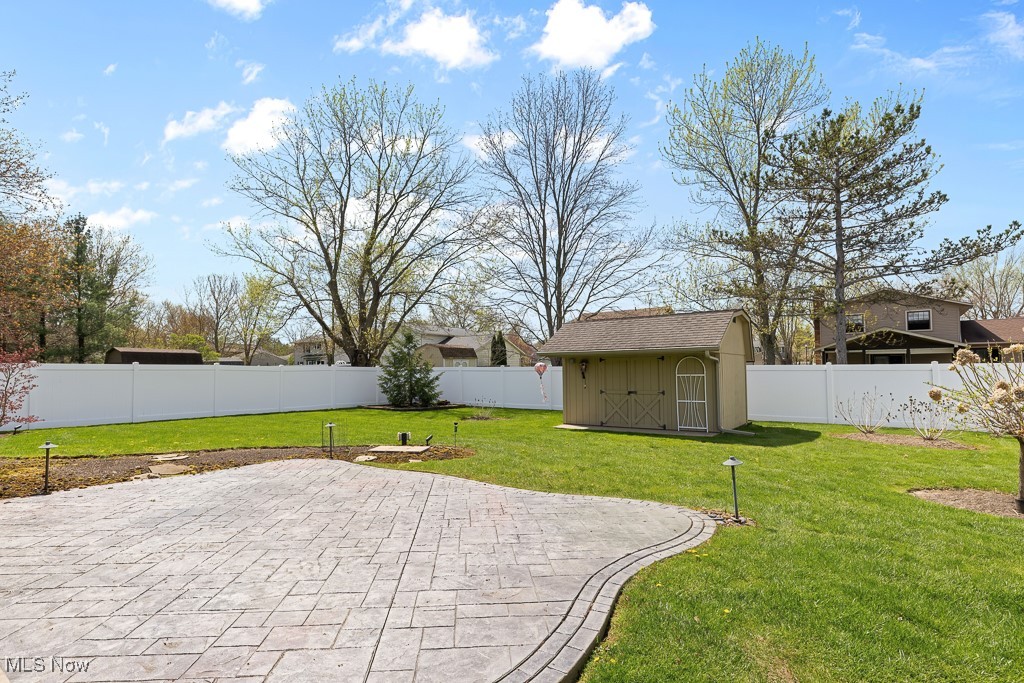 19032 Quail Hollow Drive, Strongsville, Ohio image 39