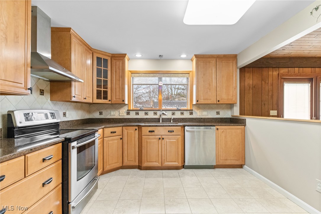 19032 Quail Hollow Drive, Strongsville, Ohio image 13