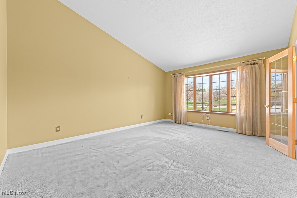 19032 Quail Hollow Drive, Strongsville, Ohio image 10