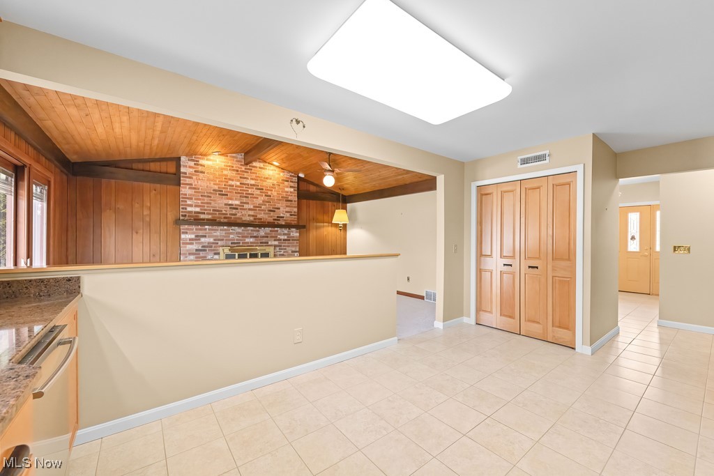 19032 Quail Hollow Drive, Strongsville, Ohio image 16