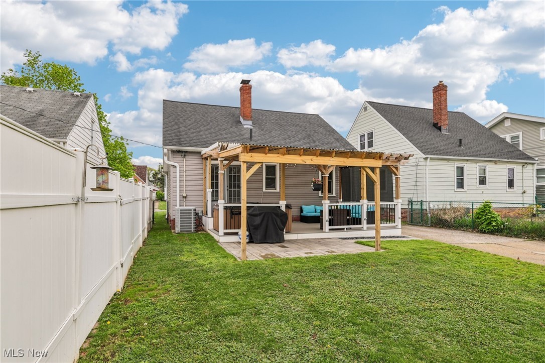 5610 Charles Avenue, Parma, Ohio image 35