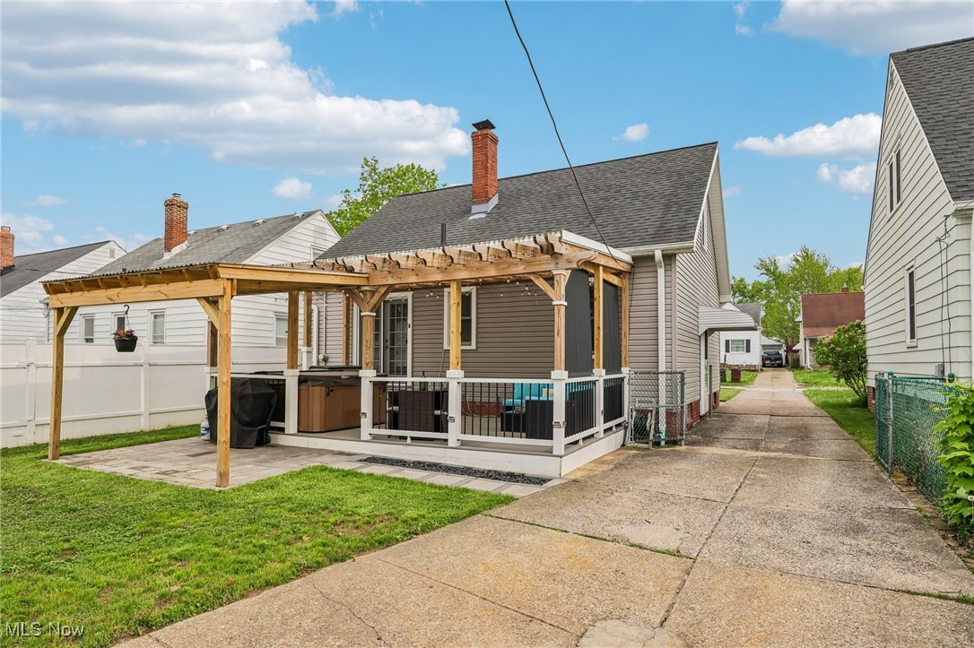 5610 Charles Avenue, Parma, Ohio image 33