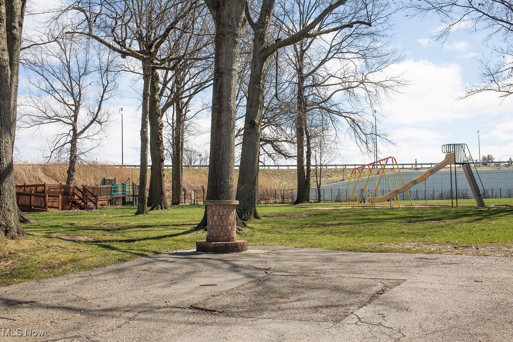 995 Bryn Mawr Avenue, Wickliffe, Ohio image 29