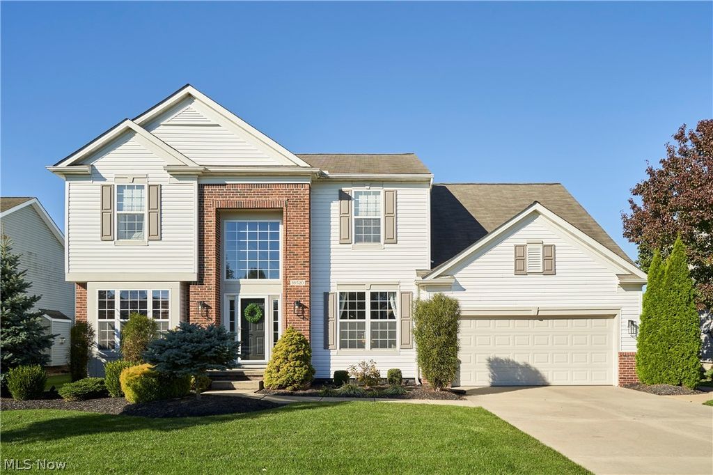 Photo of 38520 Terrell Drive, North Ridgeville, OH 44039 (MLS # 5192821)