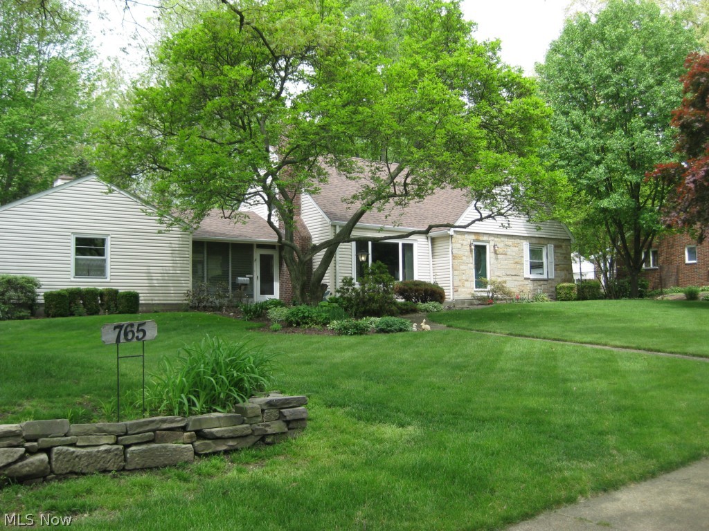 H & M KENT 3 LOT 26 F 90.7 - Residential