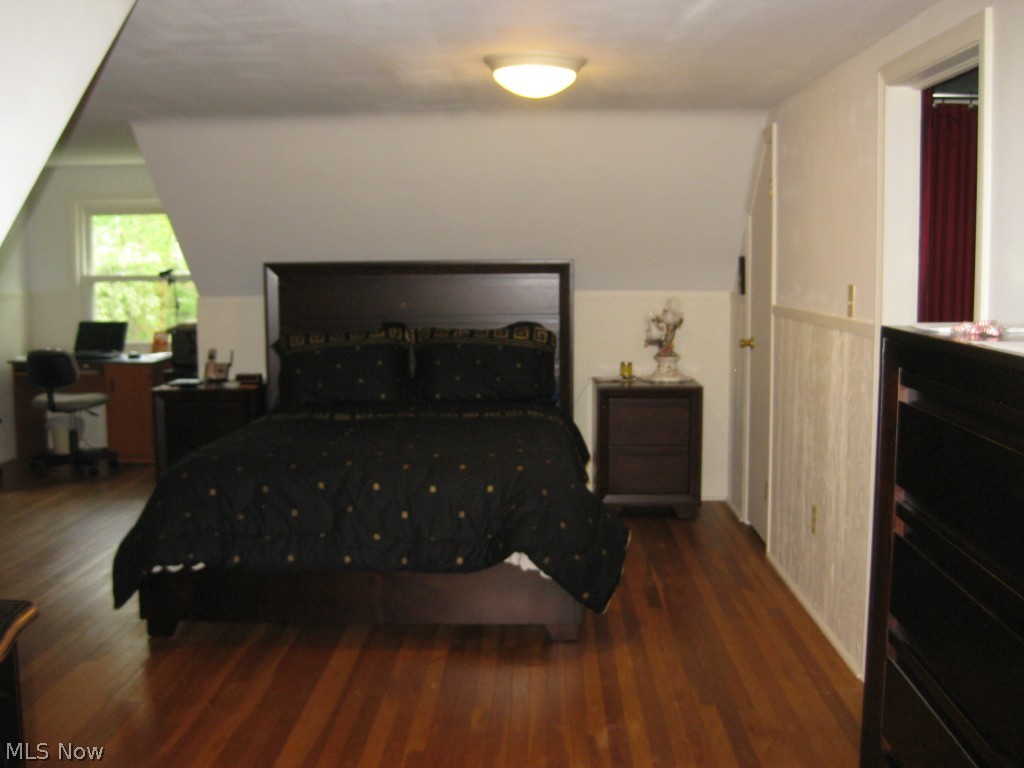 H & M KENT 3 LOT 26 F 90.7 - Residential