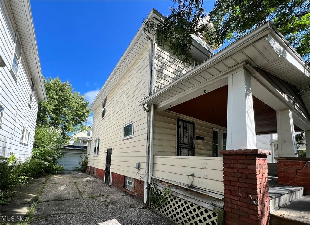 Photo of 15403 School Avenue, Cleveland, OH 44110 (MLS # 5176800)