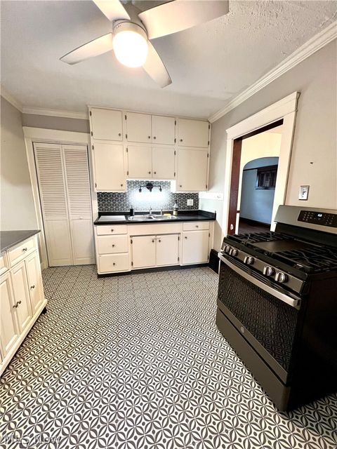 Tiny photo for 120 Longford Avenue, Elyria, OH 44035 (MLS # 5190635)