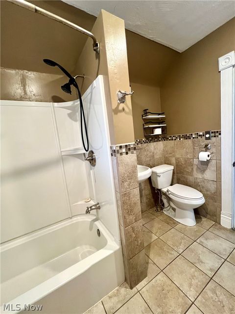 Tiny photo for 120 Longford Avenue, Elyria, OH 44035 (MLS # 5190635)