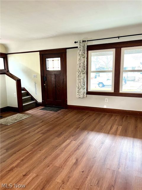 Tiny photo for 120 Longford Avenue, Elyria, OH 44035 (MLS # 5190635)