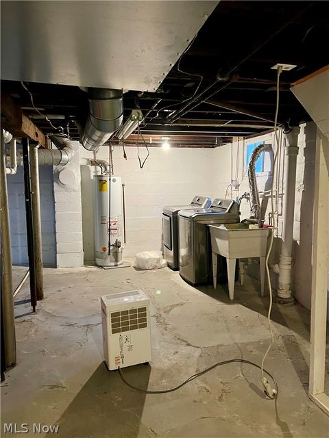 Tiny photo for 120 Longford Avenue, Elyria, OH 44035 (MLS # 5190635)