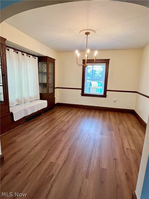 Tiny photo for 120 Longford Avenue, Elyria, OH 44035 (MLS # 5190635)