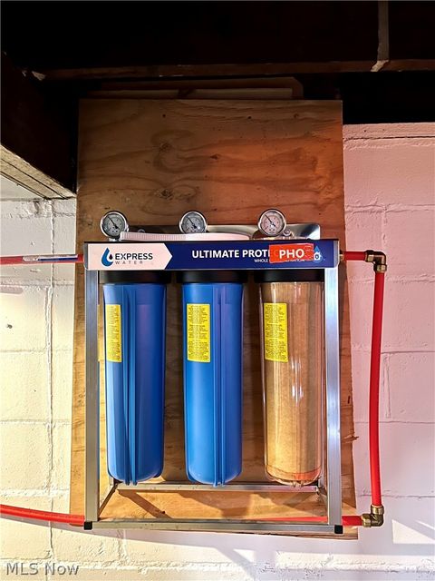 Tiny photo for 120 Longford Avenue, Elyria, OH 44035 (MLS # 5190635)