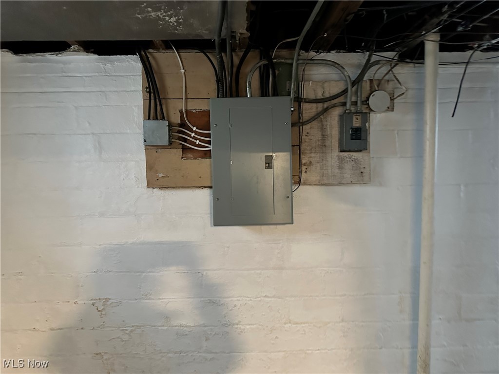 Ravinson Realty Cos Noble Park - Residential