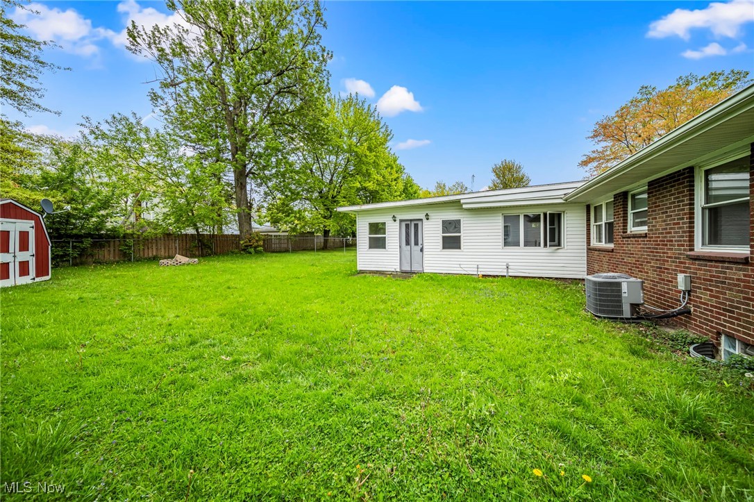 608 Lyndon Avenue, Ashtabula, Ohio image 5