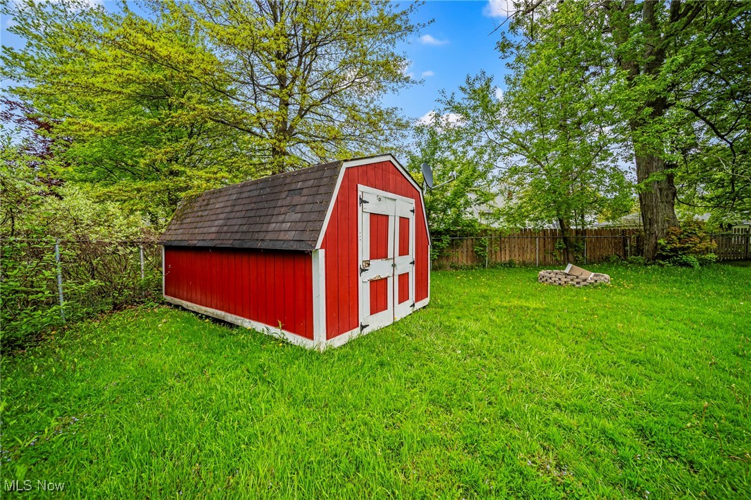 608 Lyndon Avenue, Ashtabula, Ohio image 7
