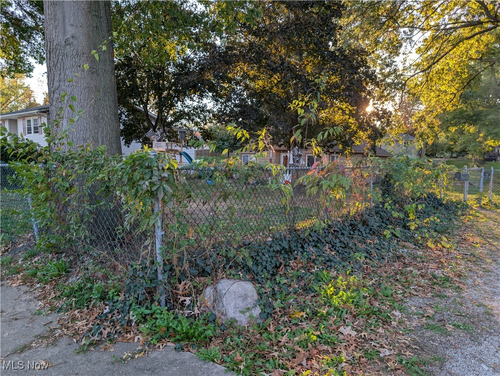 Forrest Hill - Residential