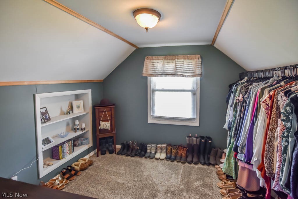 Village/Navarre - Residential