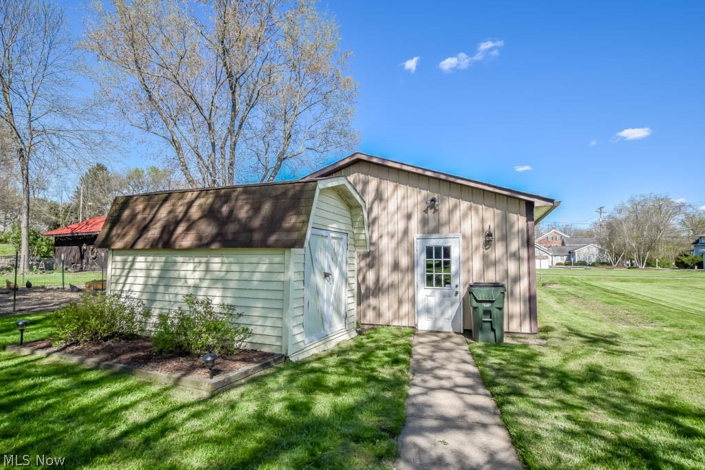 Village/Navarre - Residential