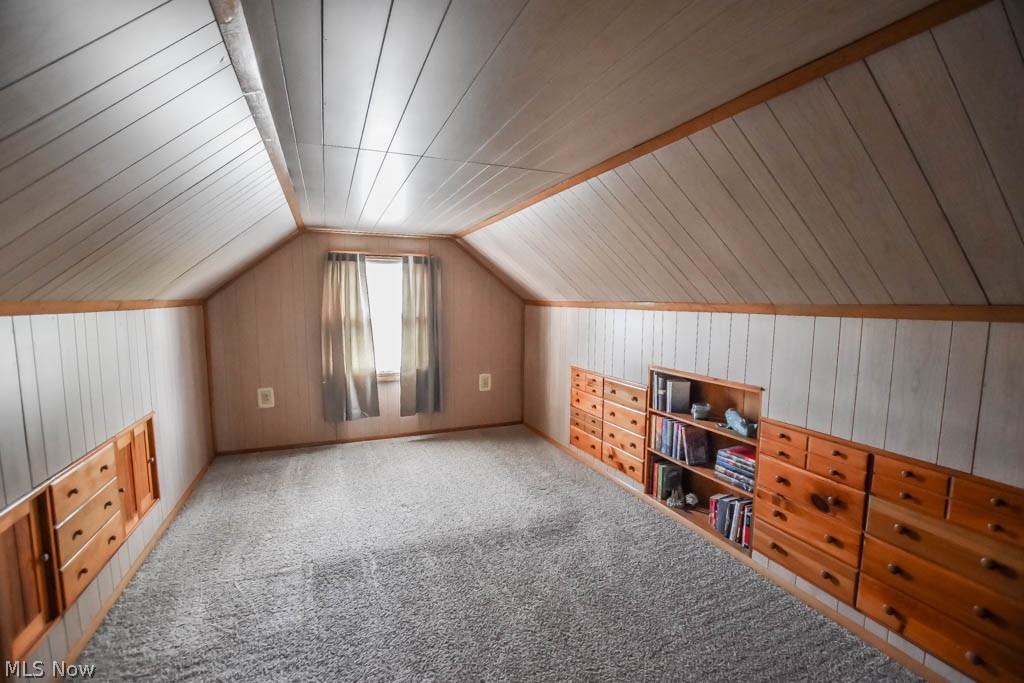 Village/Navarre - Residential