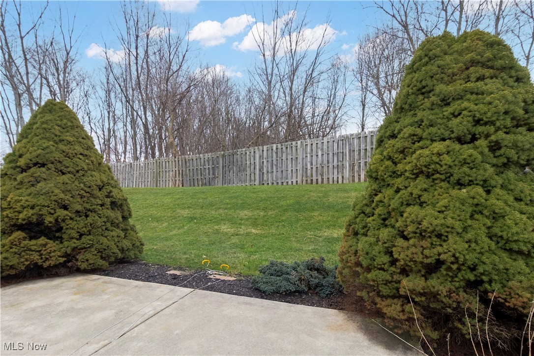 8465 Antlers Trail, North Ridgeville, Ohio image 18