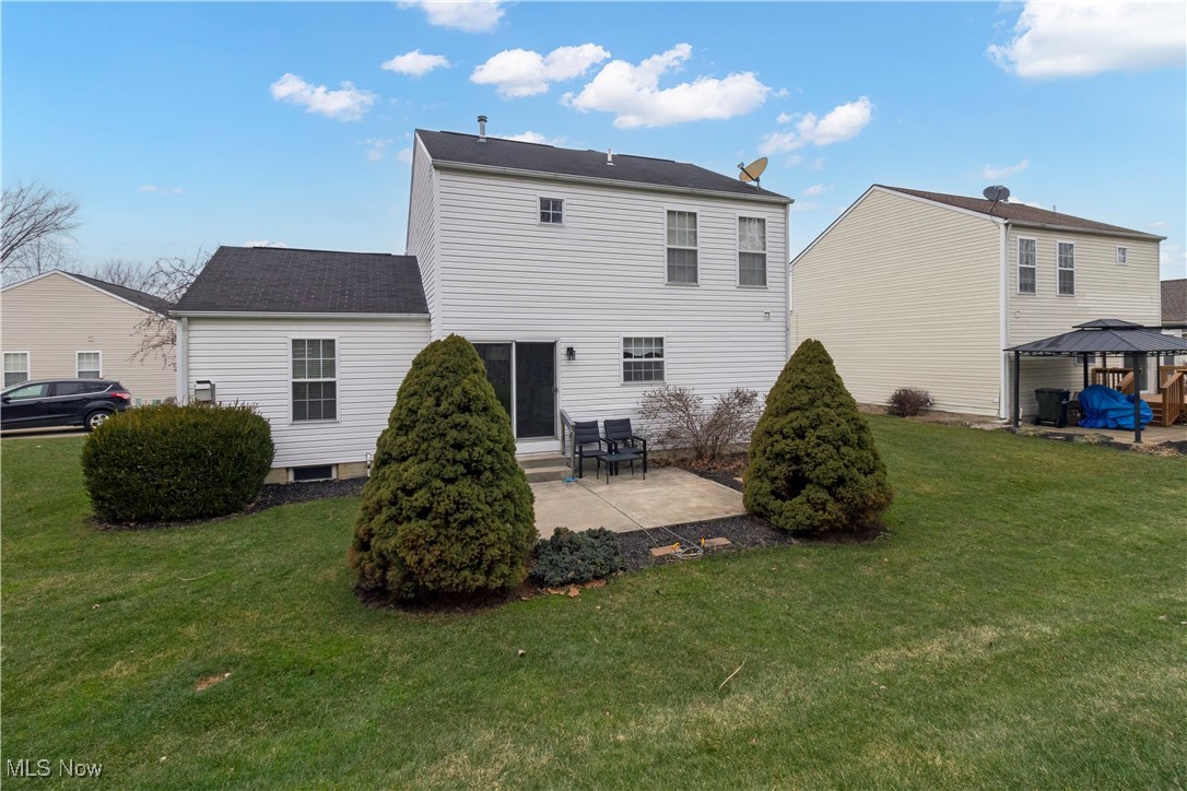 8465 Antlers Trail, North Ridgeville, Ohio image 19
