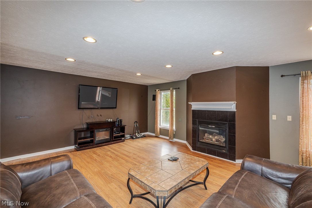 Brunswick Hills 01 - Residential