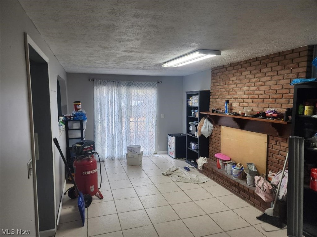 Falling Oaks - Residential