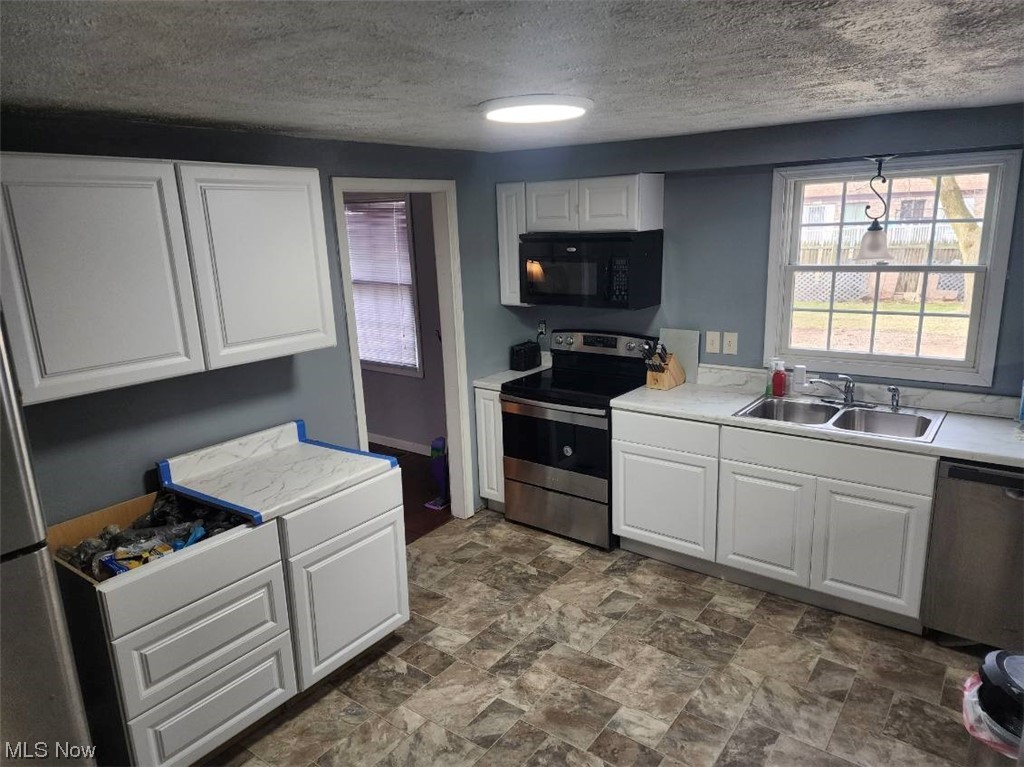 Falling Oaks - Residential