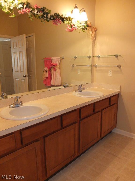 Forest Trail Condo - Residential