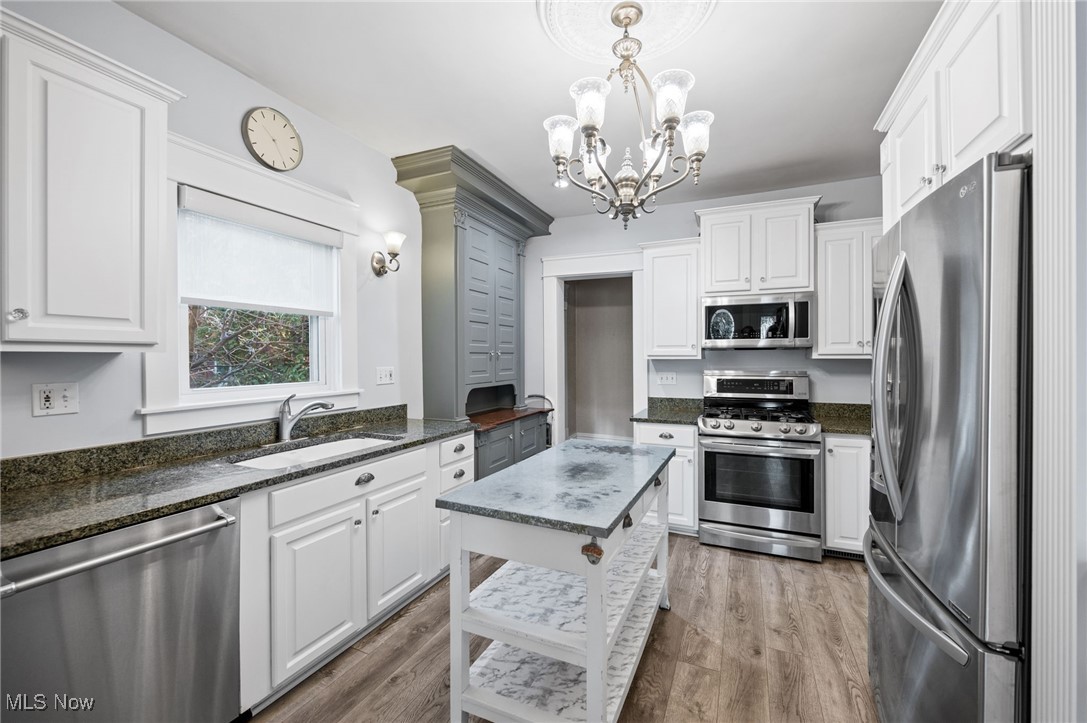 George M & Lucy J Wright - Residential