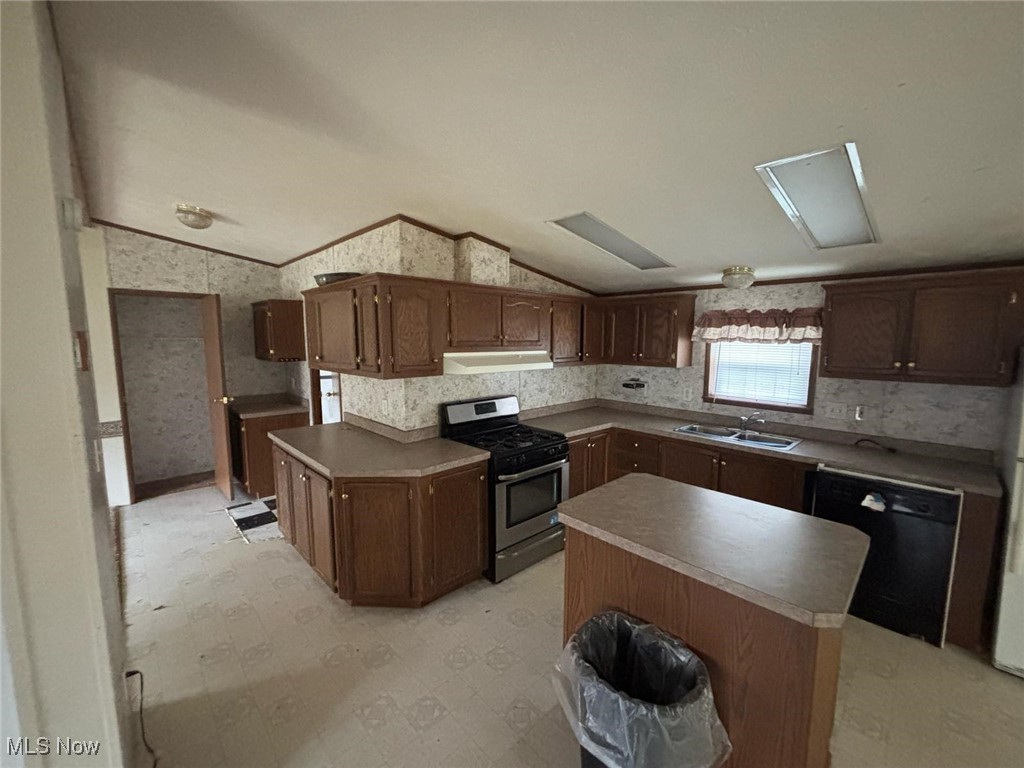 6829 Lee Road, Newton Falls, Ohio image 6