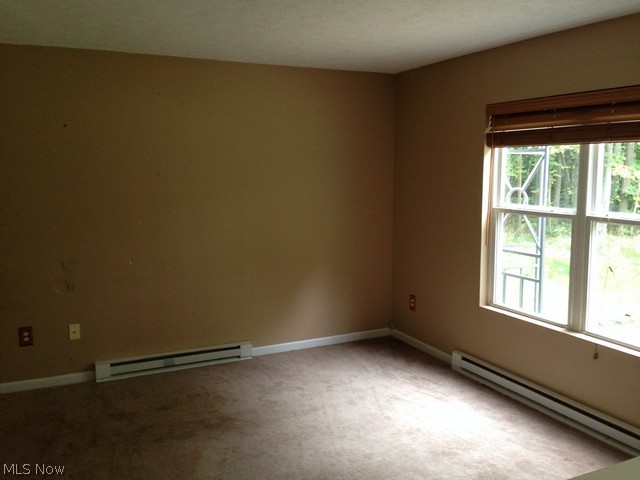 Roaming Rock Shores - Residential