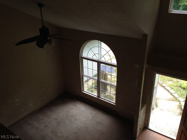 Roaming Rock Shores - Residential