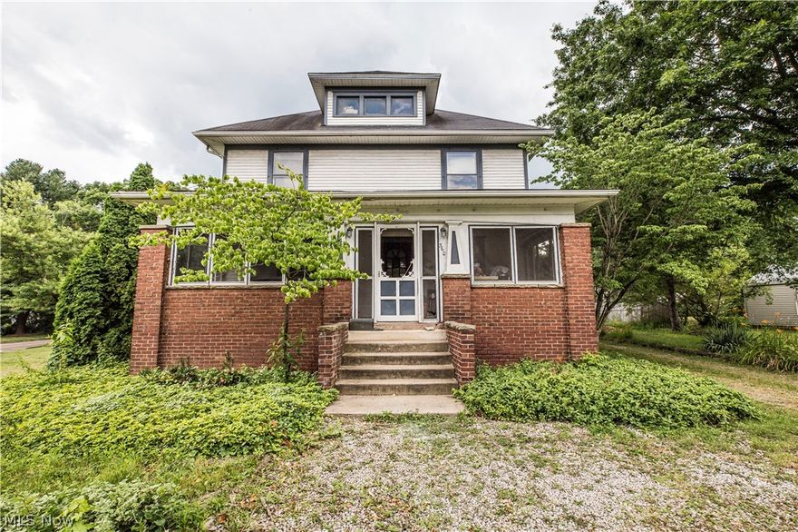 Welcome home to this stately colonial built at the turn of the century sitting on a DOUBLE CITY LOT. This charming colonial includes roughly 2800 square feet, five bedrooms and two full baths. The home sits on a double corner lot and includes three finished floors. The first floor includes multiple living spaces, dining room space, kitchen and first floor bedroom and full bath. The woodwork throughout is stunning, extensive built-in cabinetry, pocket doors, nine foot ceilings, all quality features. Second floor offers four generous sized bedrooms that share second full bath. Throughout the home has been freshly painted. Third floor includes sixth bedroom or bonus room option. Exterior features include XL screened-in front porch, two car detached garage and circular drive-way. Upgrades/improvements renovated kitchen include new cabinetry, flooring, counters and appliances (2022), new hot water tank (2022), new electrical panel (2022), main water line replaced (2022), newer sewer line, and boiler system (2021). This home is awaiting it's new owner! Seller is having carpet installed 8/5. Call/text for your private showing today!
